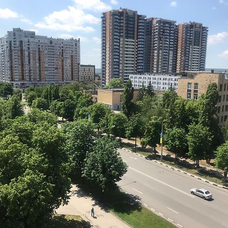 Modern Apartment With Panoramic View Near Metro 23August Charkiw Exterior foto